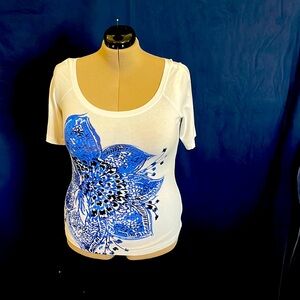 St John shirt very soft rarely worn size M